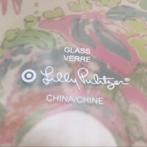 SOLD Lilly Pulitzer Target Glass Hurricane Vase - Picture 8 of 8